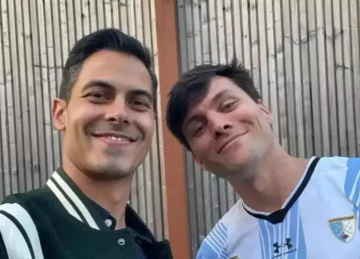 图片[3]-荷兰首位txl首相宣誓就职,与小10岁运动员男友超市偶遇相识,两人已订婚…网友神评：“首相 X 运动员：太‘小说’了！”-潮男潮北-潮男潮北