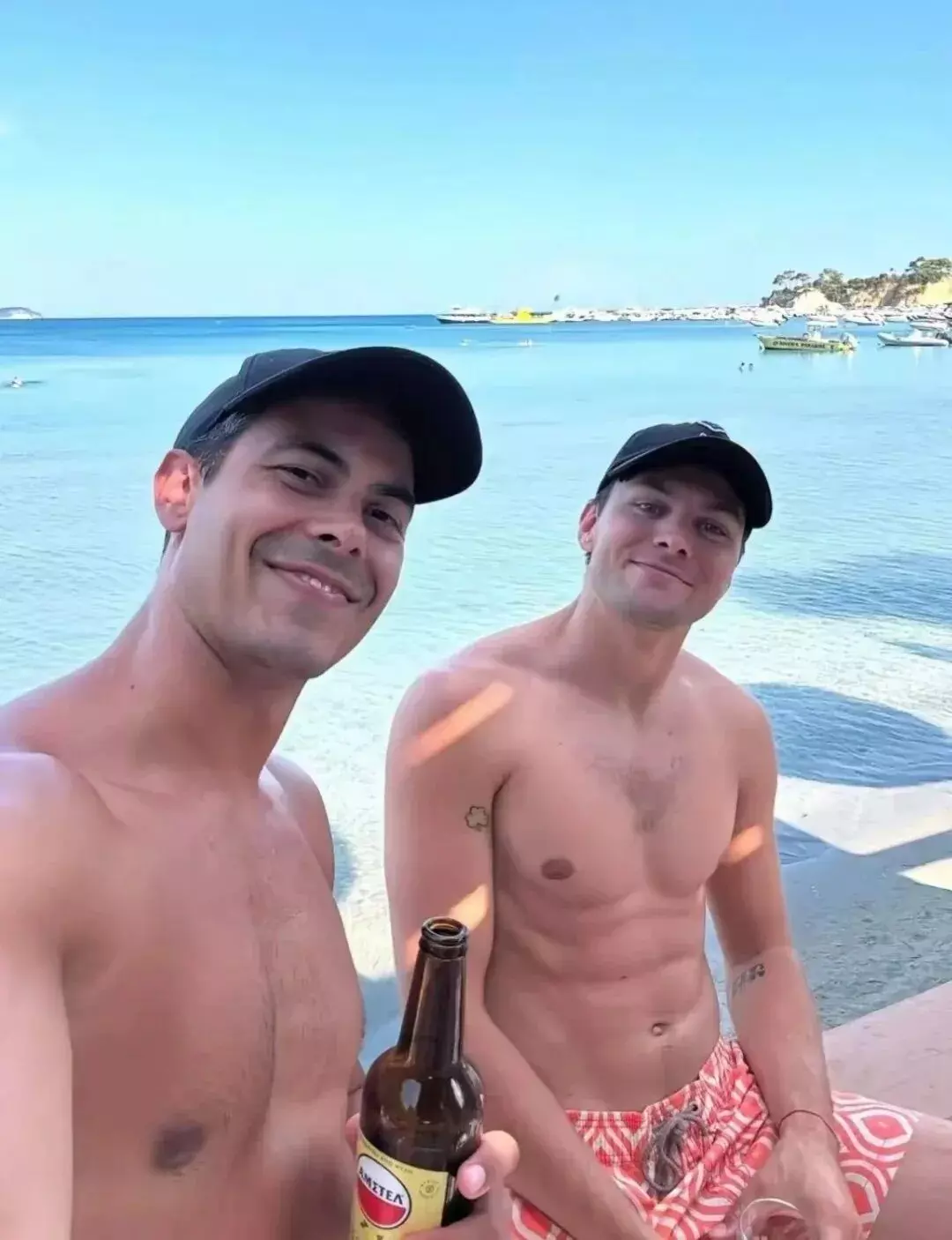 图片[2]-荷兰首位txl首相宣誓就职,与小10岁运动员男友超市偶遇相识,两人已订婚…网友神评：“首相 X 运动员：太‘小说’了！”-潮男潮北-潮男潮北