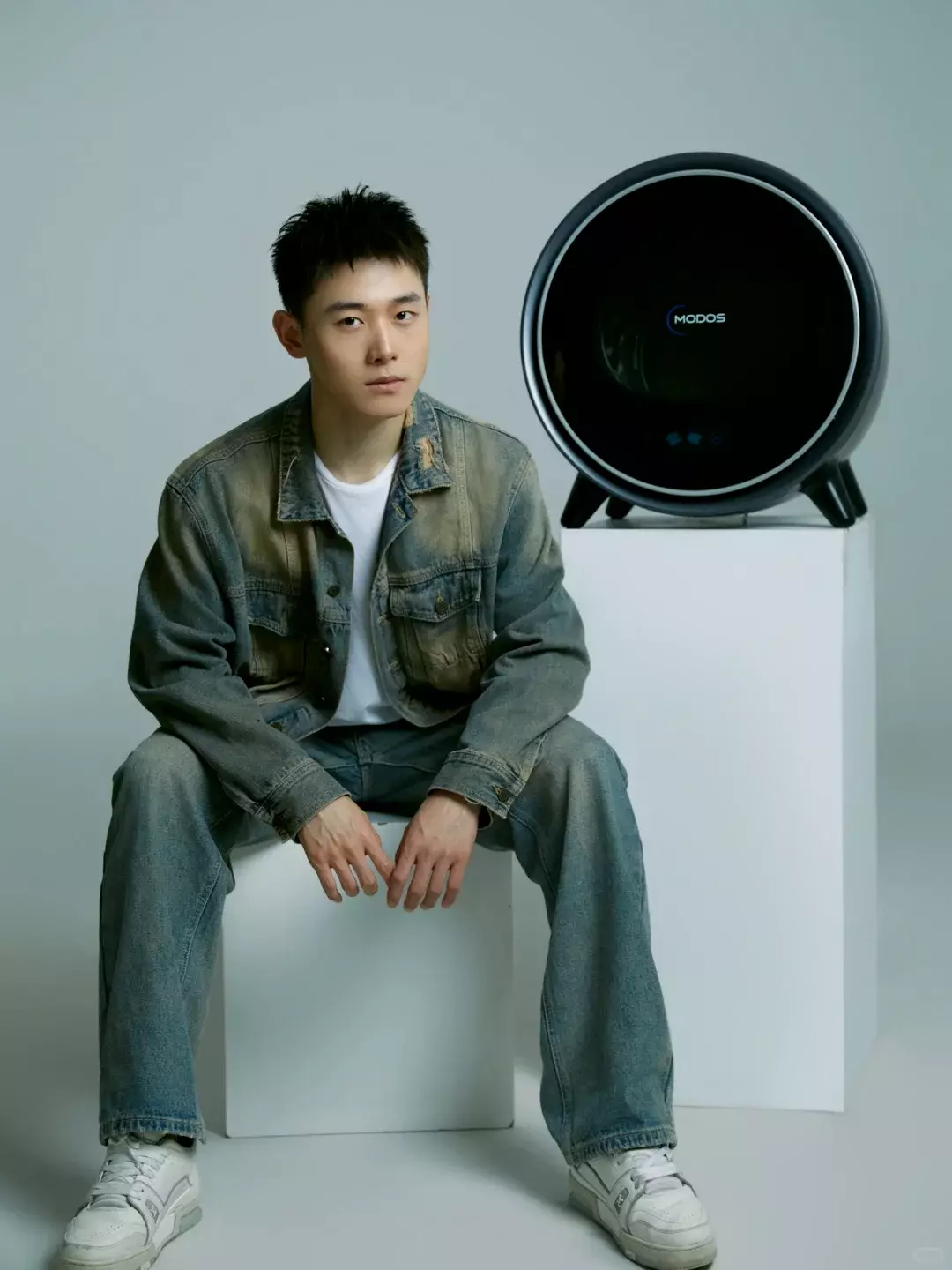 图片[5]-上海薄肌男神胶衣棒球服杀疯，这笑容谁顶得住-小蓝短视频