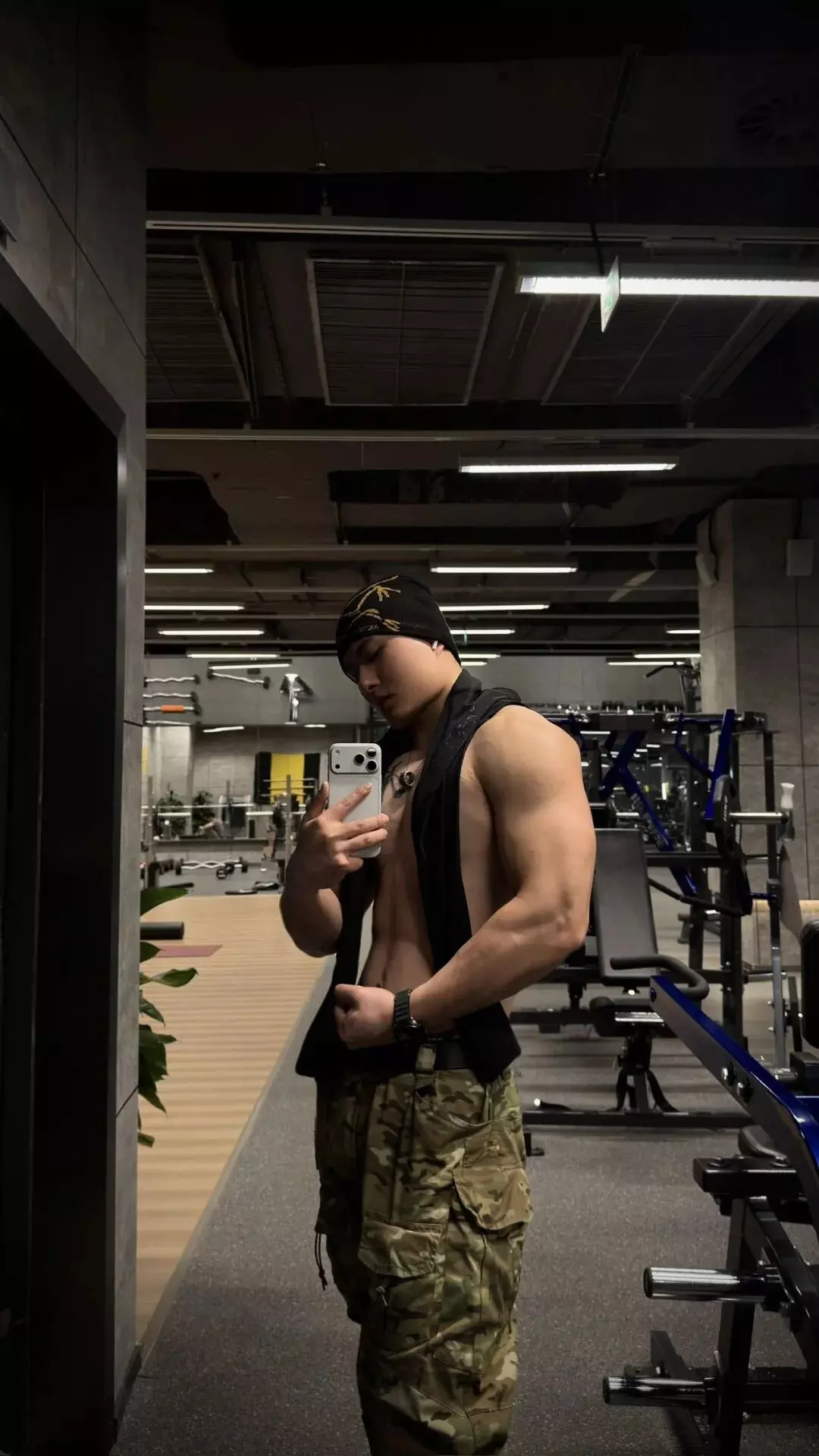 图片[6]-183cm白皮腹肌体育生，好优越的头身比！-潮男潮北-潮男潮北