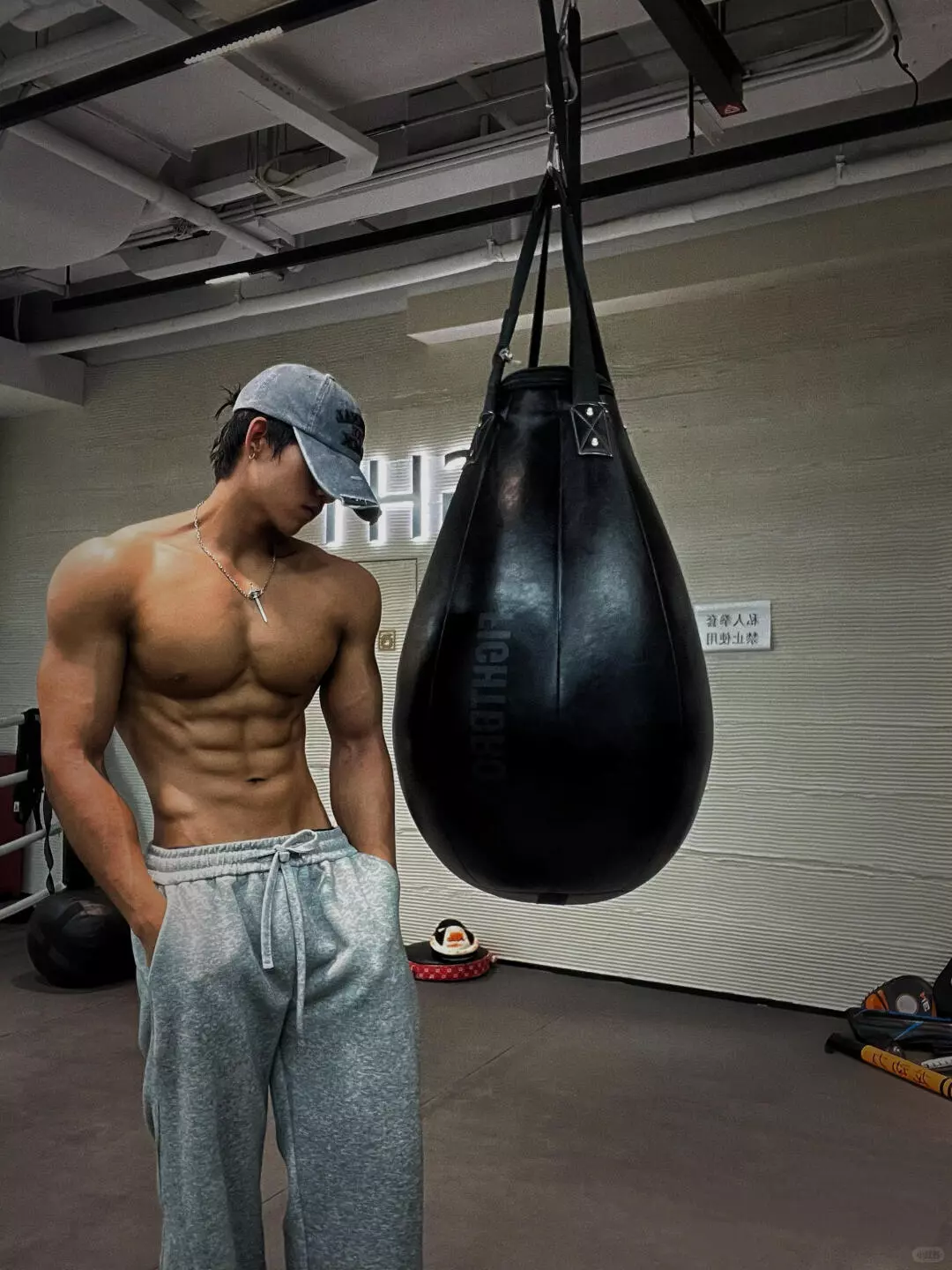 图片[4]-黑皮、腹肌、卷发、肌肉、反差，你中了几个？-小蓝短视频