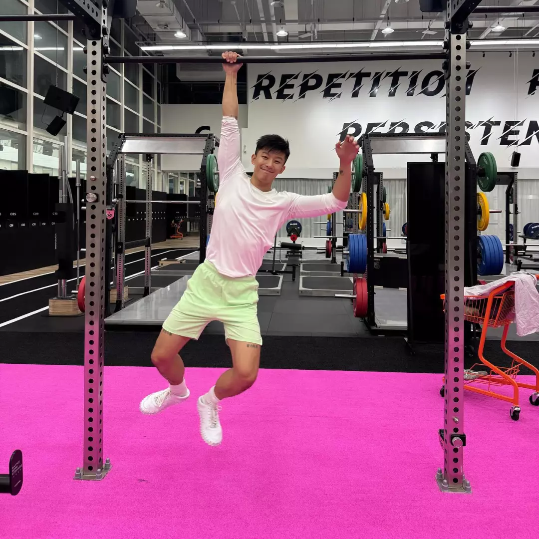 图片[16]-00后黑皮体育生安静内敛的涩感-小蓝短视频