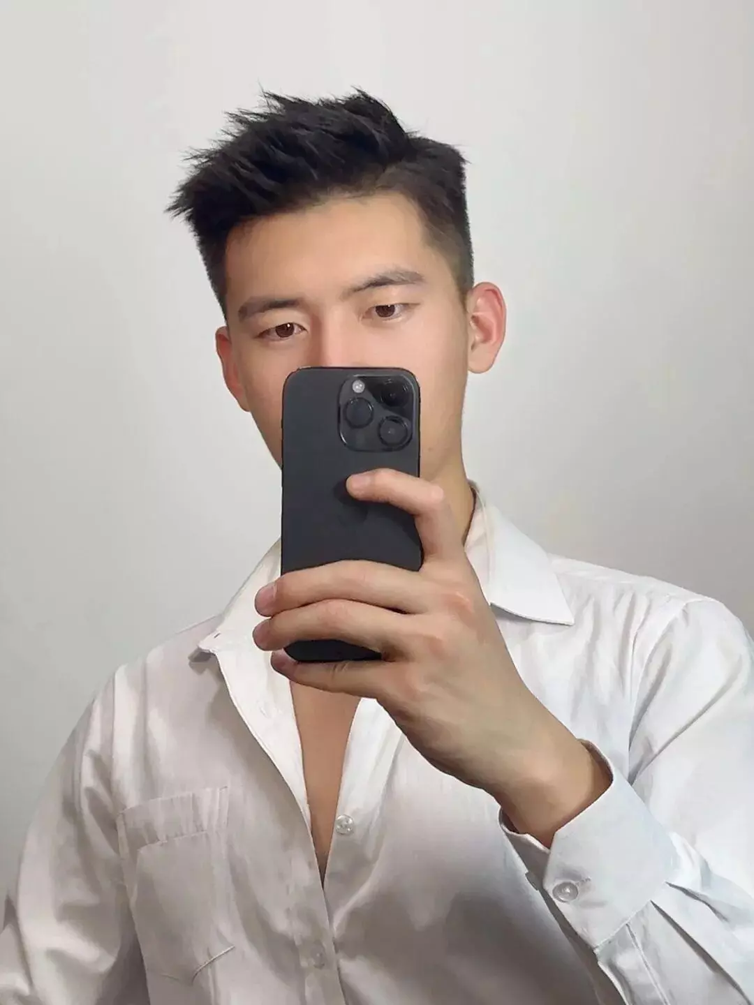 男生不要乱剪发型了，2026年剪这3款发型，潮流帅气提升颜值！-潮男潮北