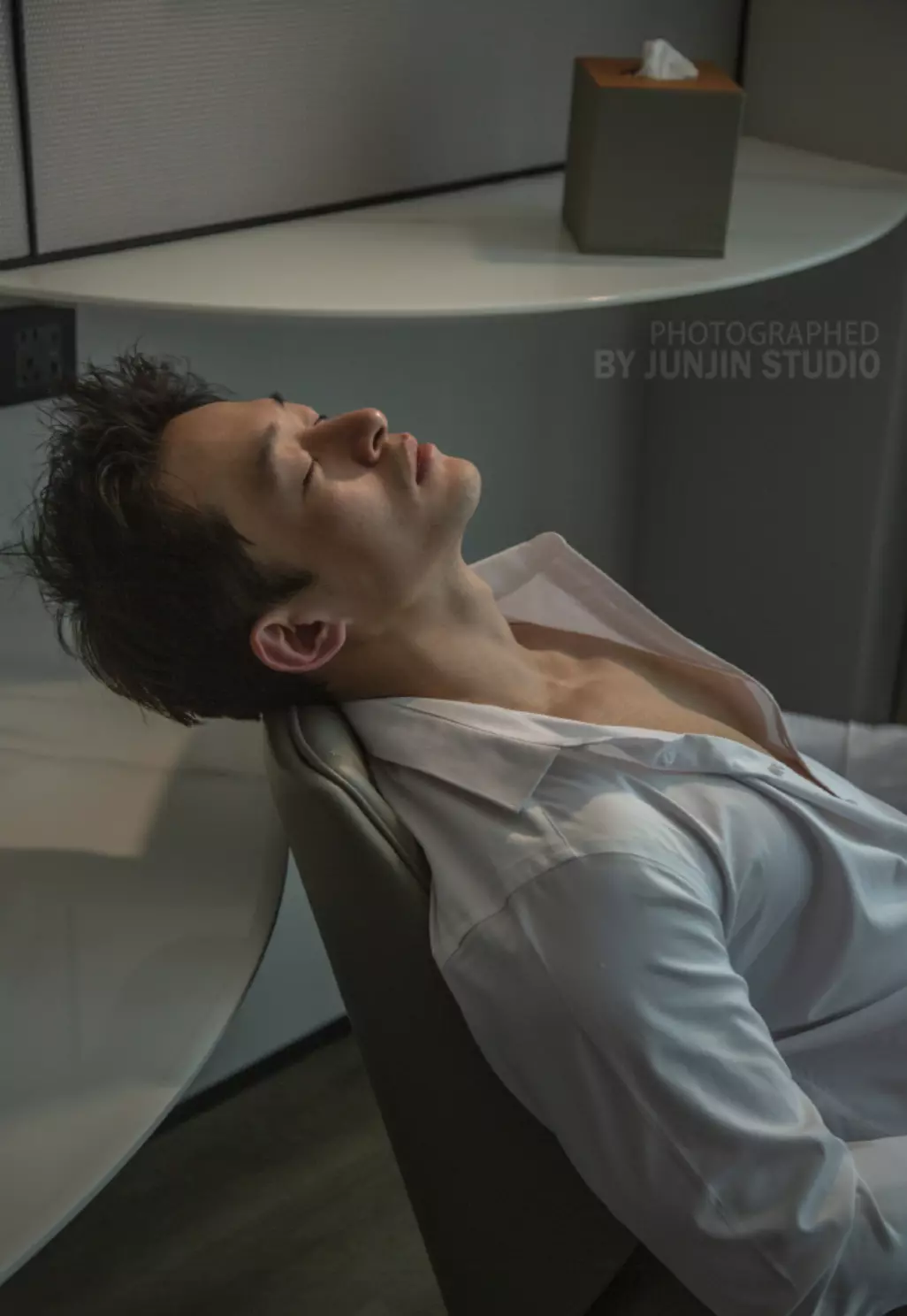 图片[6]-人夫感爆棚的直男被爆下海？带货"真人倒模"附带照片火啦！-小蓝短视频