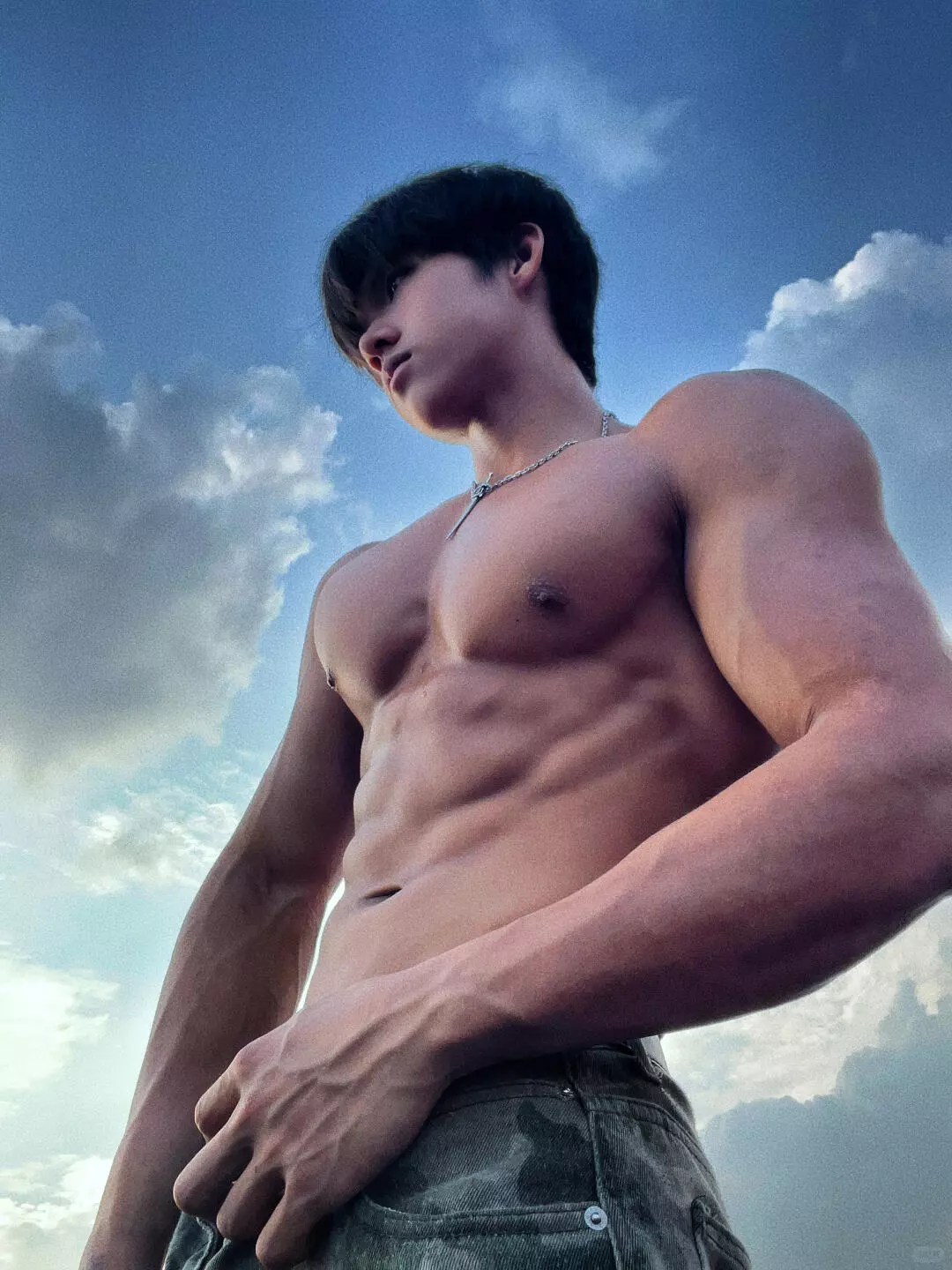 图片[6]-黑皮、腹肌、卷发、肌肉、反差，你中了几个？-小蓝短视频