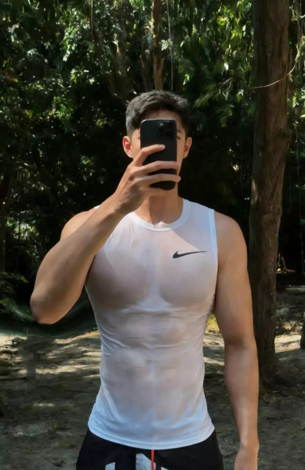 图片[12]-北体187肌肉紧身衣小狼狗，粗腿大包发育太好了....-小蓝短视频