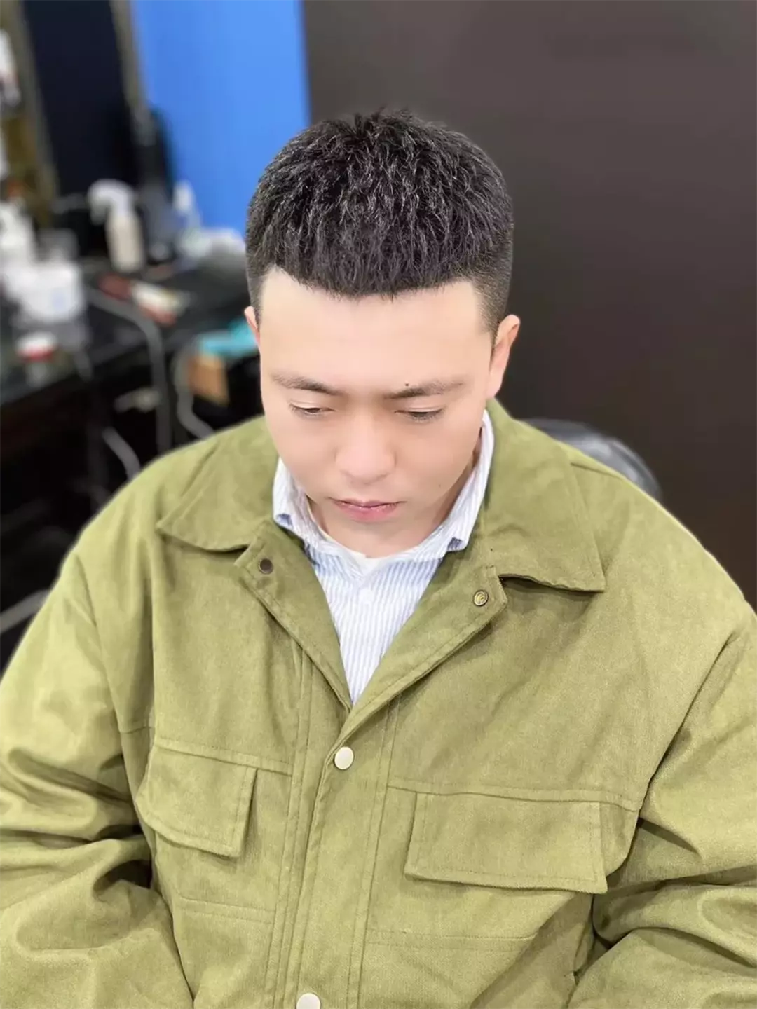 图片[2]-2026年男生别再乱剪发型了，这3款造型潮流有范，剪完真的很帅！-潮男潮北-潮男潮北