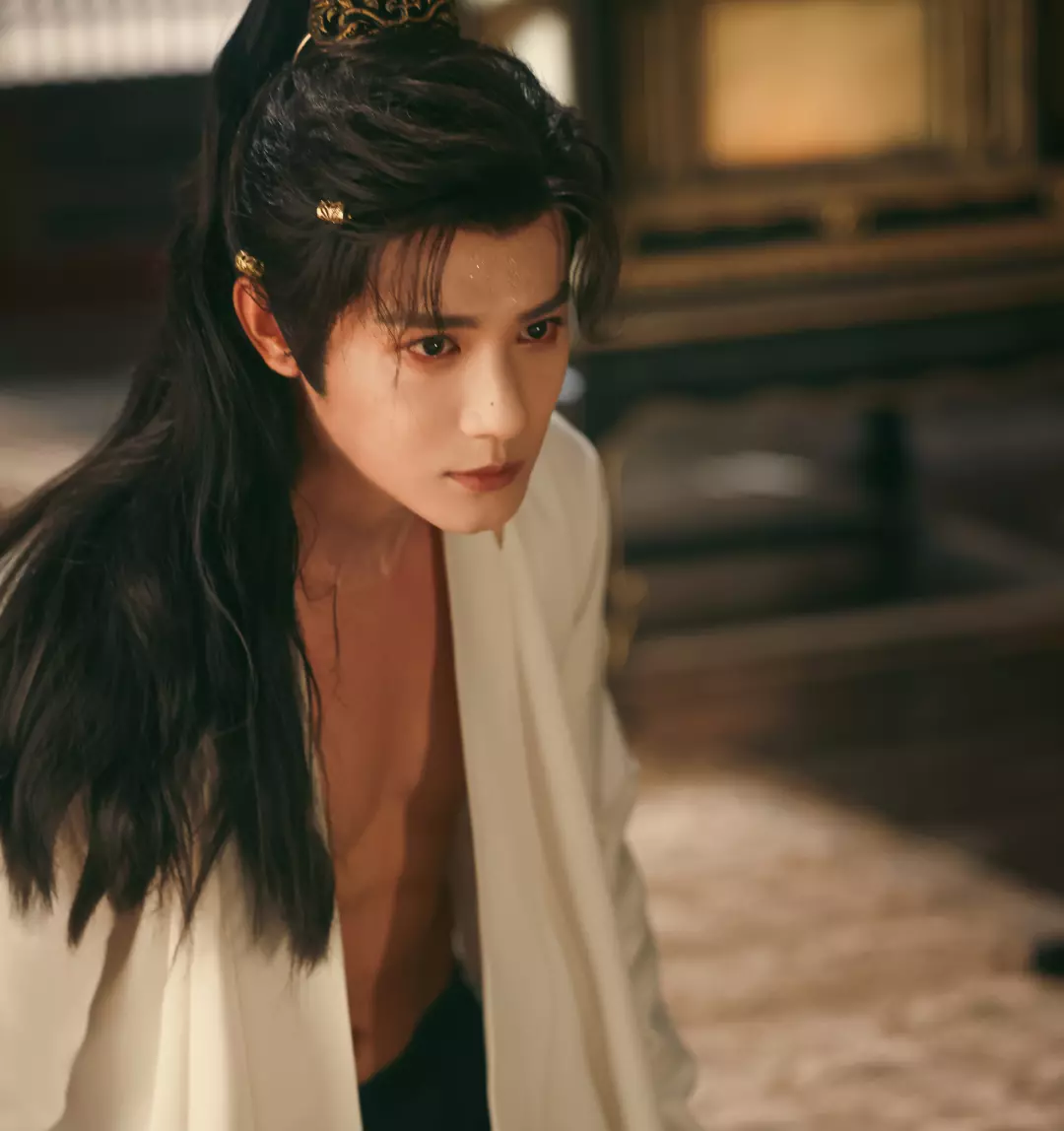 图片[14]-“古偶男神”武了十年无人知，衣服一脱全网爆火！-潮男潮北-潮男潮北