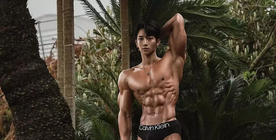 图片[11]-健身大肌霸维度拉满，腹肌对称到犯规-潮男潮北-潮男潮北