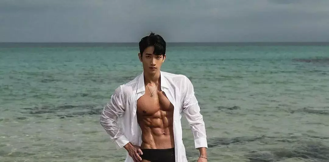 图片[16]-健身大肌霸维度拉满，腹肌对称到犯规-潮男潮北-潮男潮北