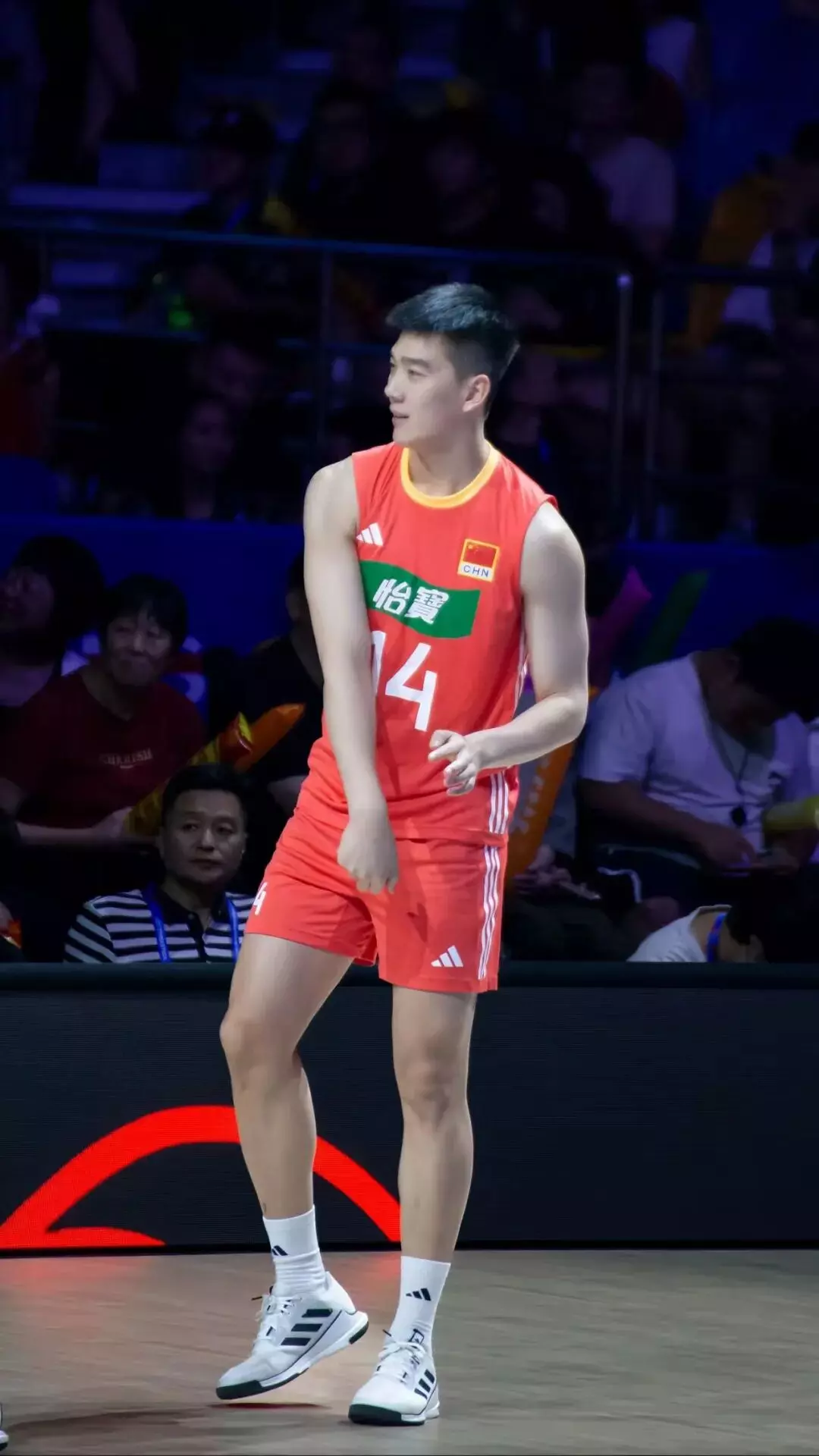 图片[12]-山东男排翟德军撩衣太好看，195CM长腿纵身一跃实力藏不住！-潮男潮北-潮男潮北