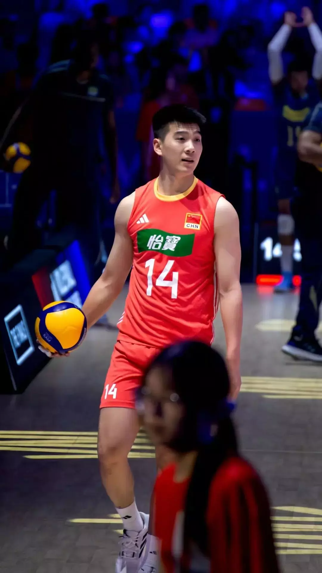 图片[6]-山东男排翟德军撩衣太好看，195CM长腿纵身一跃实力藏不住！-潮男潮北-潮男潮北