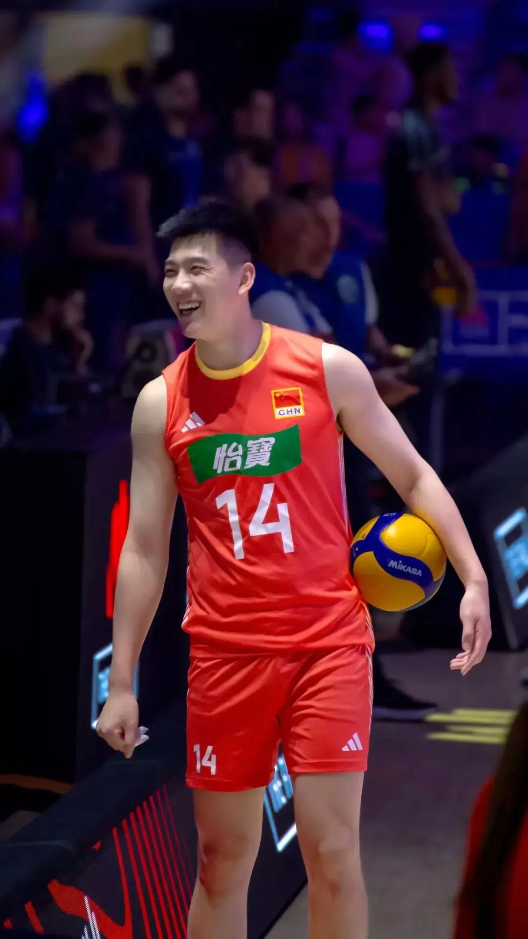 图片[8]-山东男排翟德军撩衣太好看，195CM长腿纵身一跃实力藏不住！-潮男潮北-潮男潮北