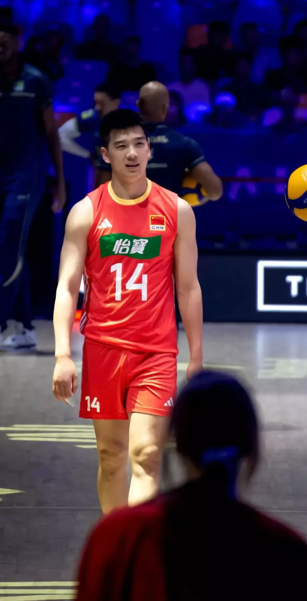 图片[11]-山东男排翟德军撩衣太好看，195CM长腿纵身一跃实力藏不住！-潮男潮北-潮男潮北