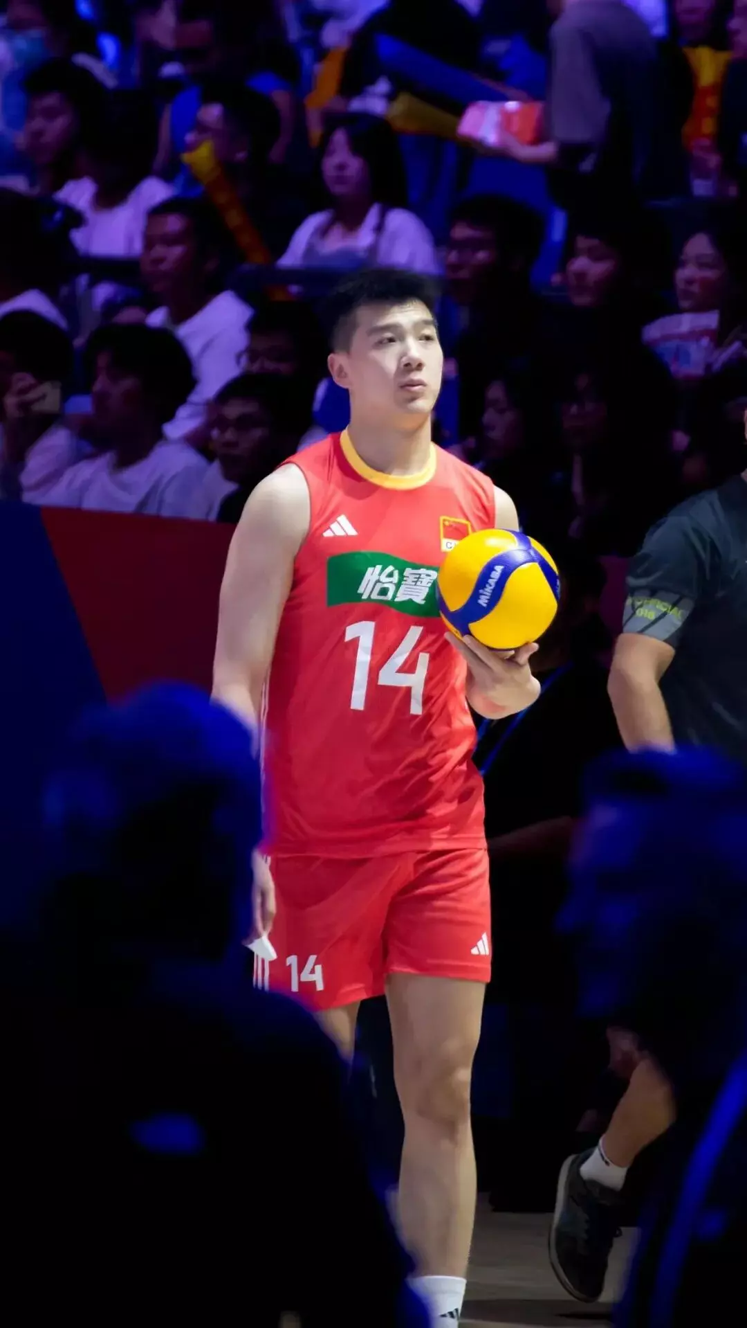 图片[7]-山东男排翟德军撩衣太好看，195CM长腿纵身一跃实力藏不住！-潮男潮北-潮男潮北