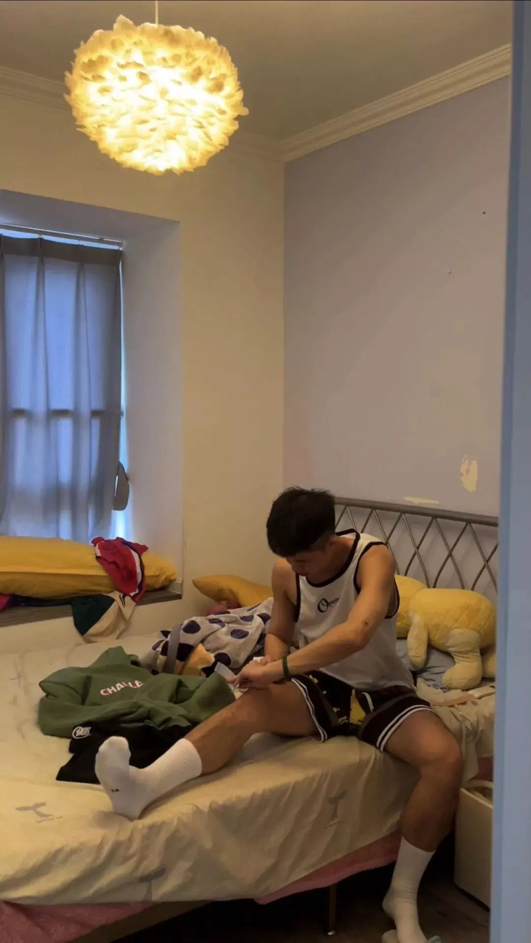 图片[7]-那个闻臭袜的帅哥找到了！竟然是个187cm体育生……-小蓝短视频