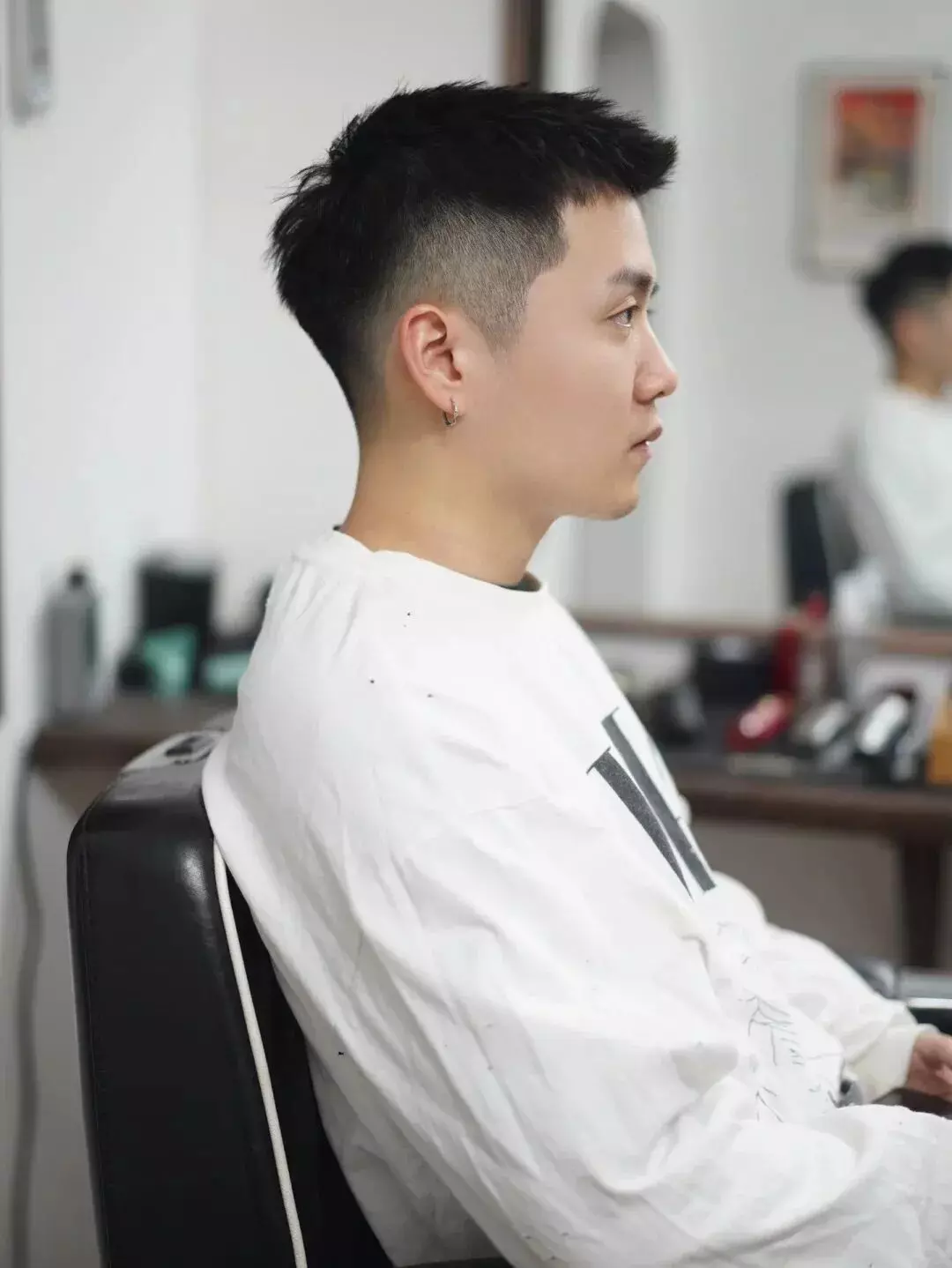 颜值不够，发型来凑！男生剪这3款发型，干净利落又帅气-小蓝短视频