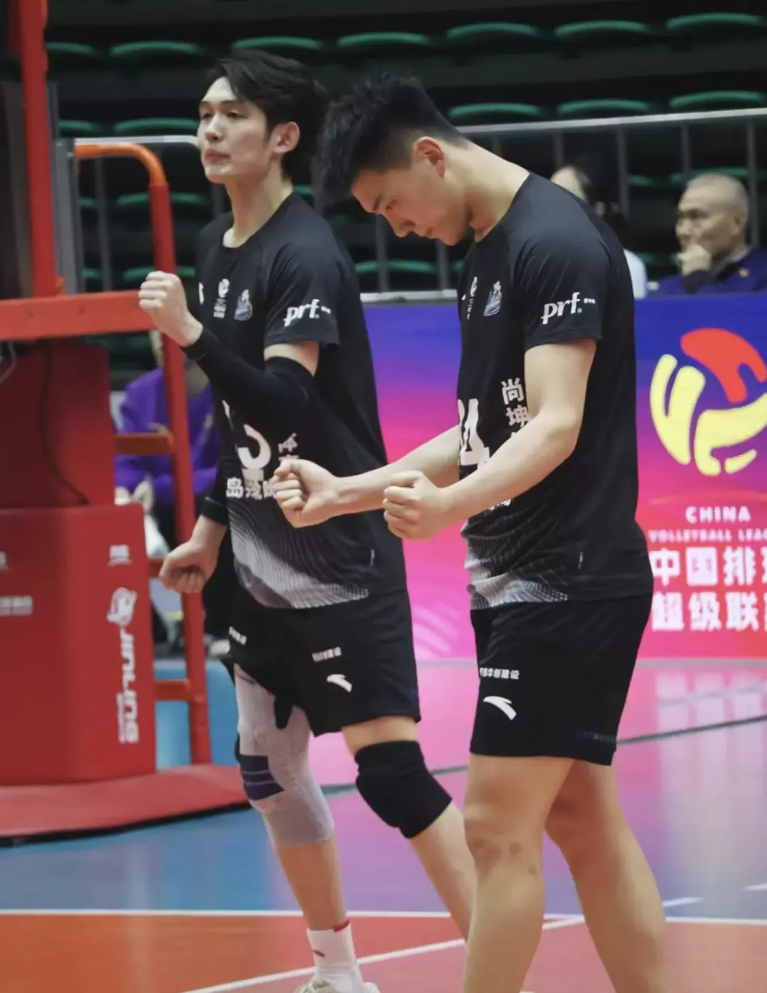 195CM山东男排翟德军鼻子真挺，零零后的他硬核实力藏不住！-潮男潮北-潮男潮北