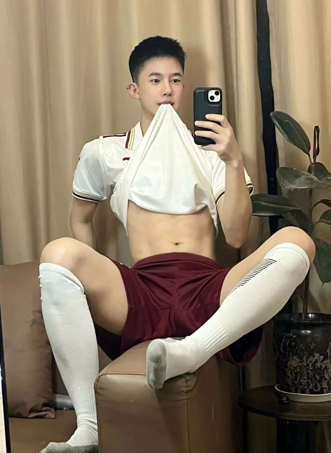 图片[11]-187Gay圈白袜粗腿天菜男高体育生，网友直呼太帅啦...-小蓝短视频