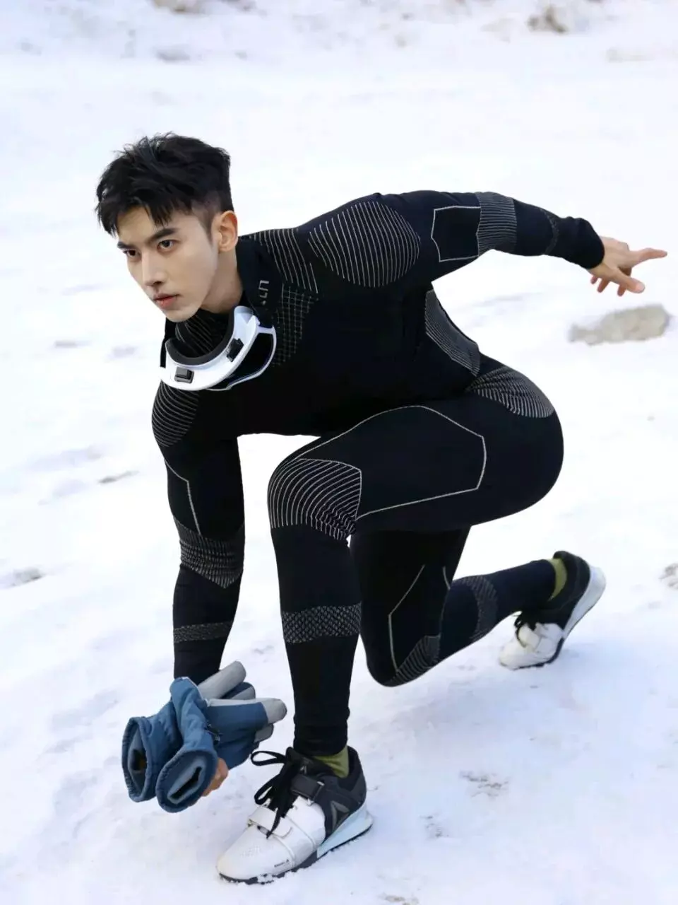 图片[21]-大胸围运动型男紧身衣穿搭太显肌肉线条-潮男潮北-潮男潮北