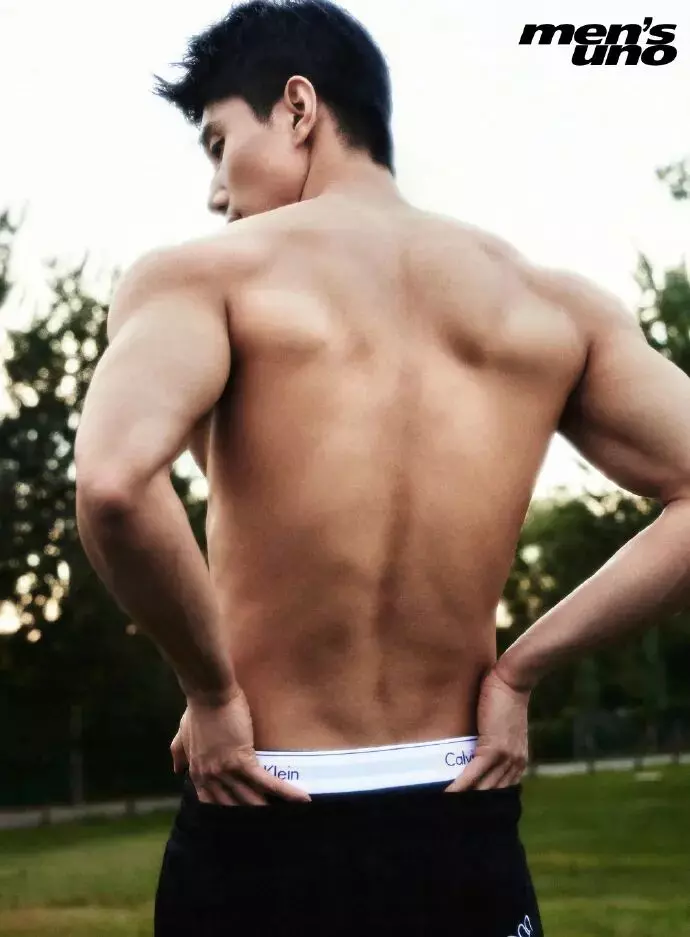 图片[3]-赵仁杰 帅气荷尔蒙写真-潮男潮北-潮男潮北