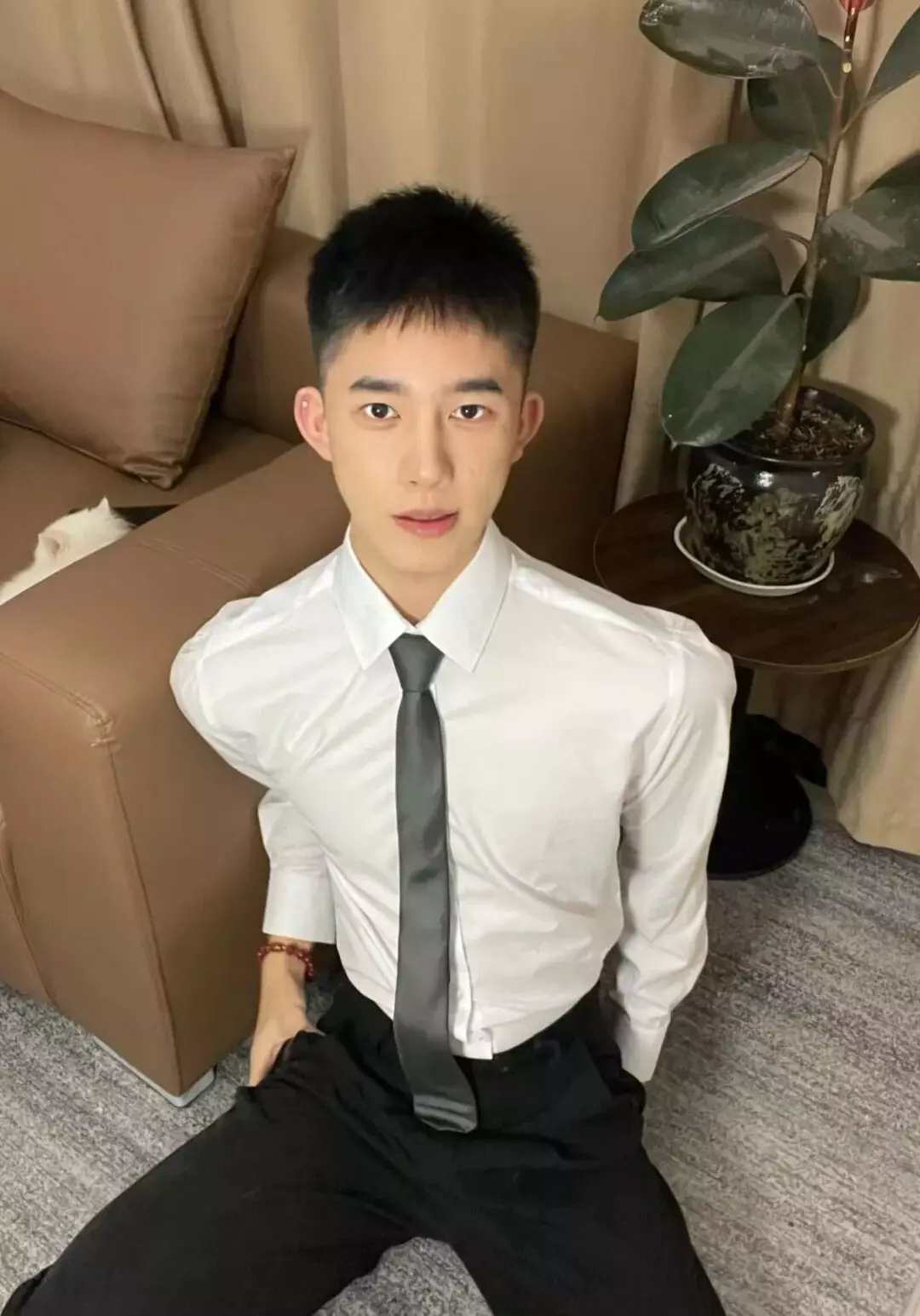 图片[8]-187Gay圈白袜粗腿天菜男高体育生，网友直呼太帅啦...-小蓝短视频