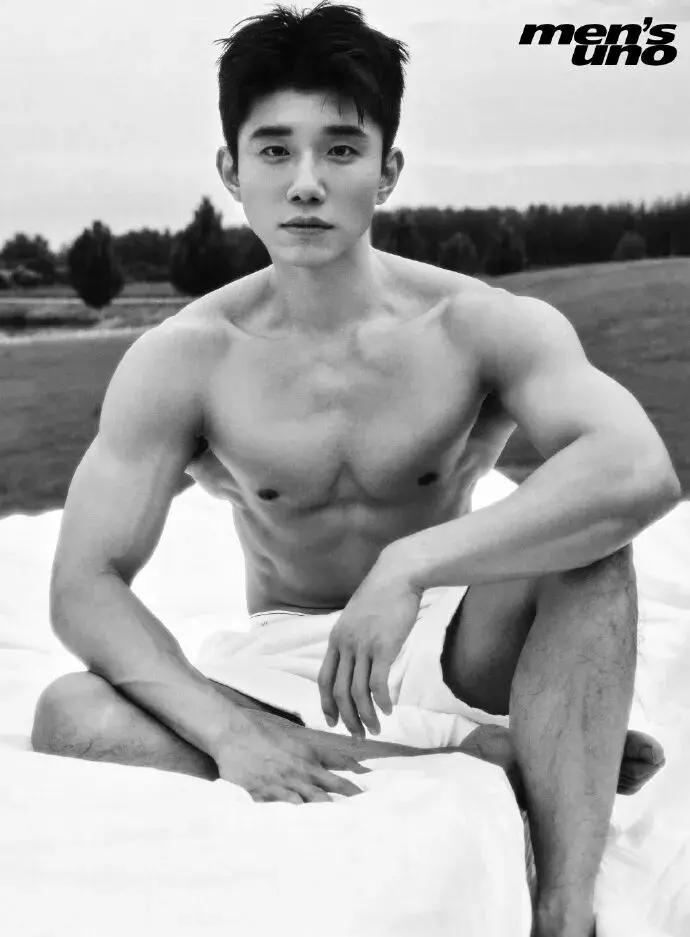 图片[2]-赵仁杰 帅气荷尔蒙写真-潮男潮北-潮男潮北