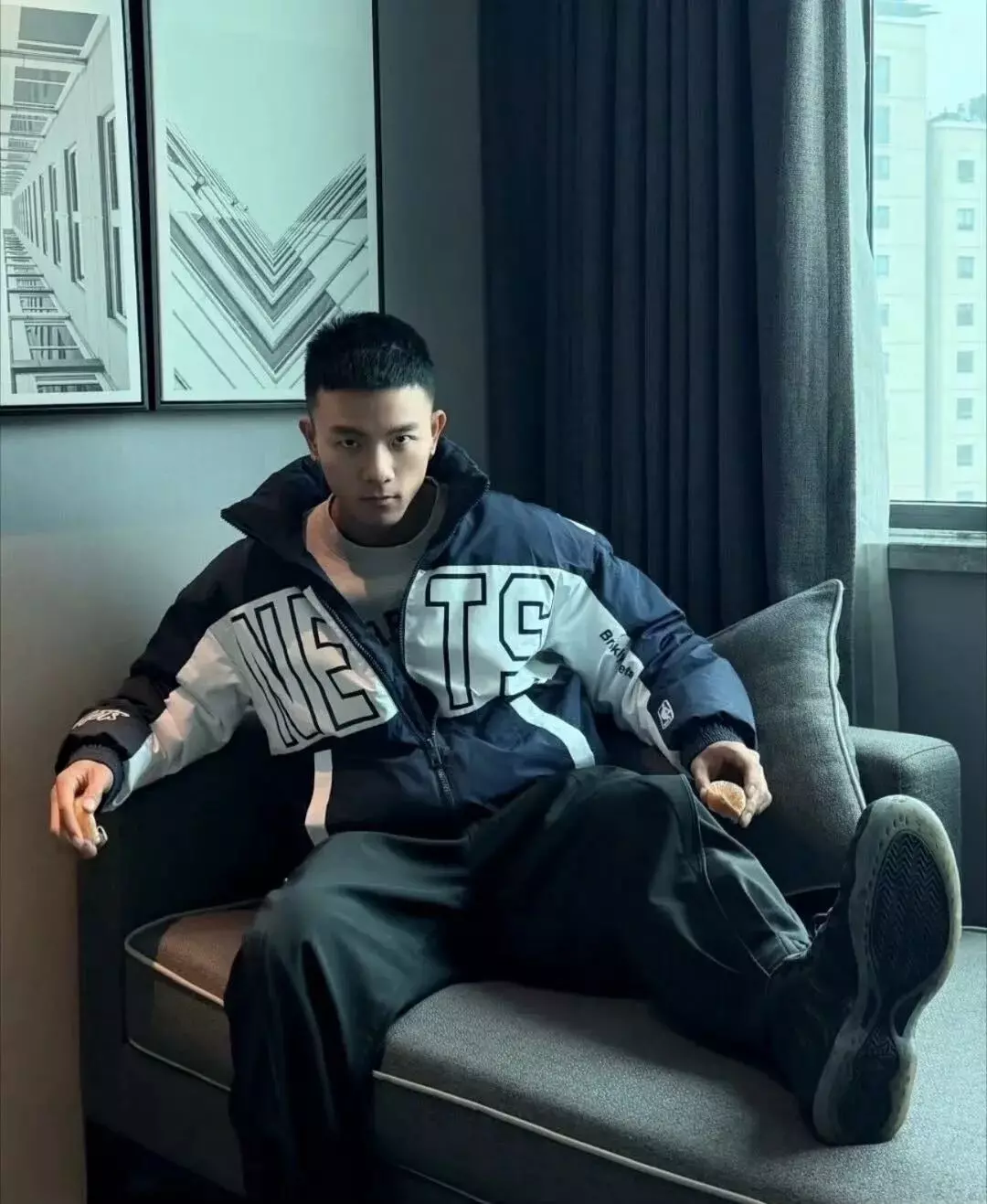 图片[11]-疑似流出！这个黑皮体育生在外网火了……-潮男潮北-潮男潮北