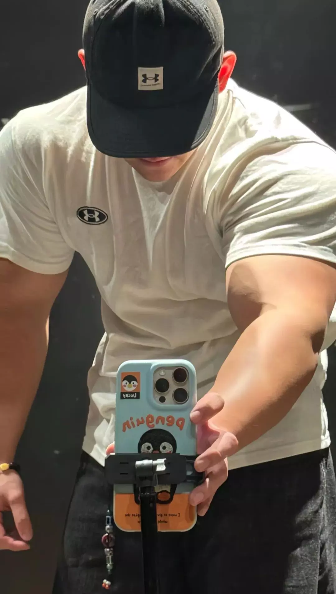 图片[5]-一个蜂腰翘臀器大体壮的体育生男盆友，是什么感受？-小蓝短视频