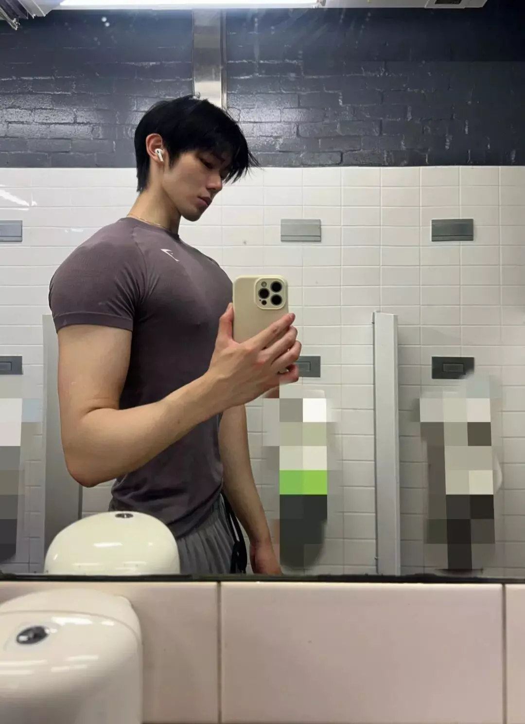 图片[7]-189猛1体育生去澳大利亚疯狂得吃？网友：肥水不流外人田啊...-潮男潮北-潮男潮北