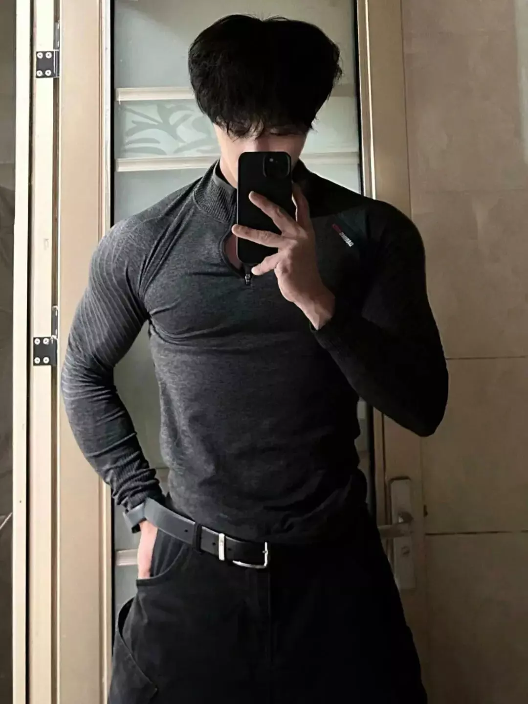 图片[4]-东北187cm直男肉壮体育生，私下秀肌肉竟然这么大！-潮男潮北-潮男潮北