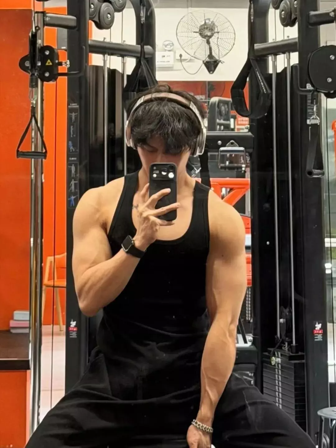 图片[7]-东北187cm直男肉壮体育生，私下秀肌肉竟然这么大！-潮男潮北-潮男潮北