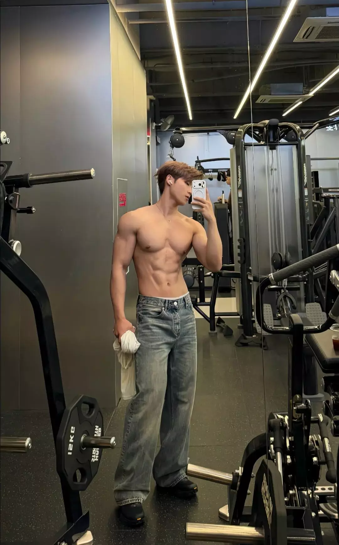 图片[6]-188田园糙汉小狼狗，精壮腹肌穿CK内裤超诱人....-小蓝短视频