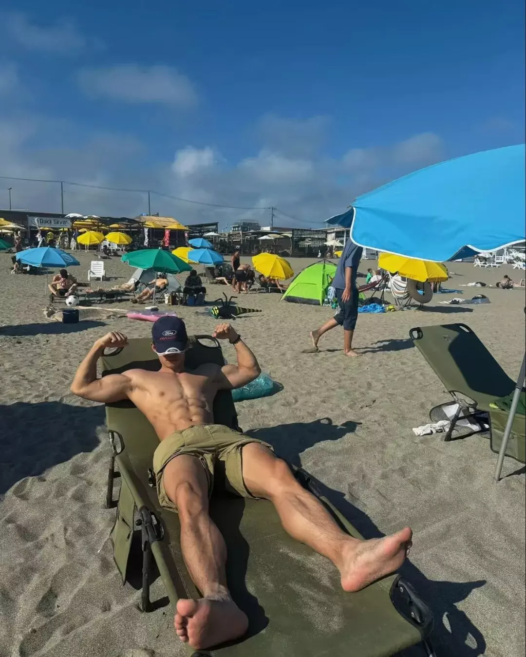 图片[3]-广州体院肌肉体育生火了？不仅下海，还同时和多名学弟暧昧不清....-小蓝短视频