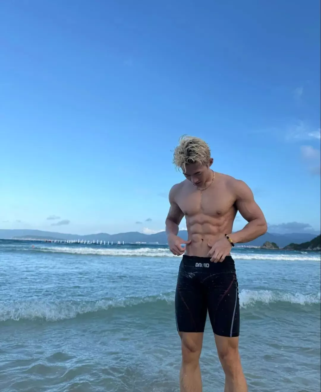 图片[13]-广州体院肌肉体育生火了？不仅下海，还同时和多名学弟暧昧不清....-小蓝短视频