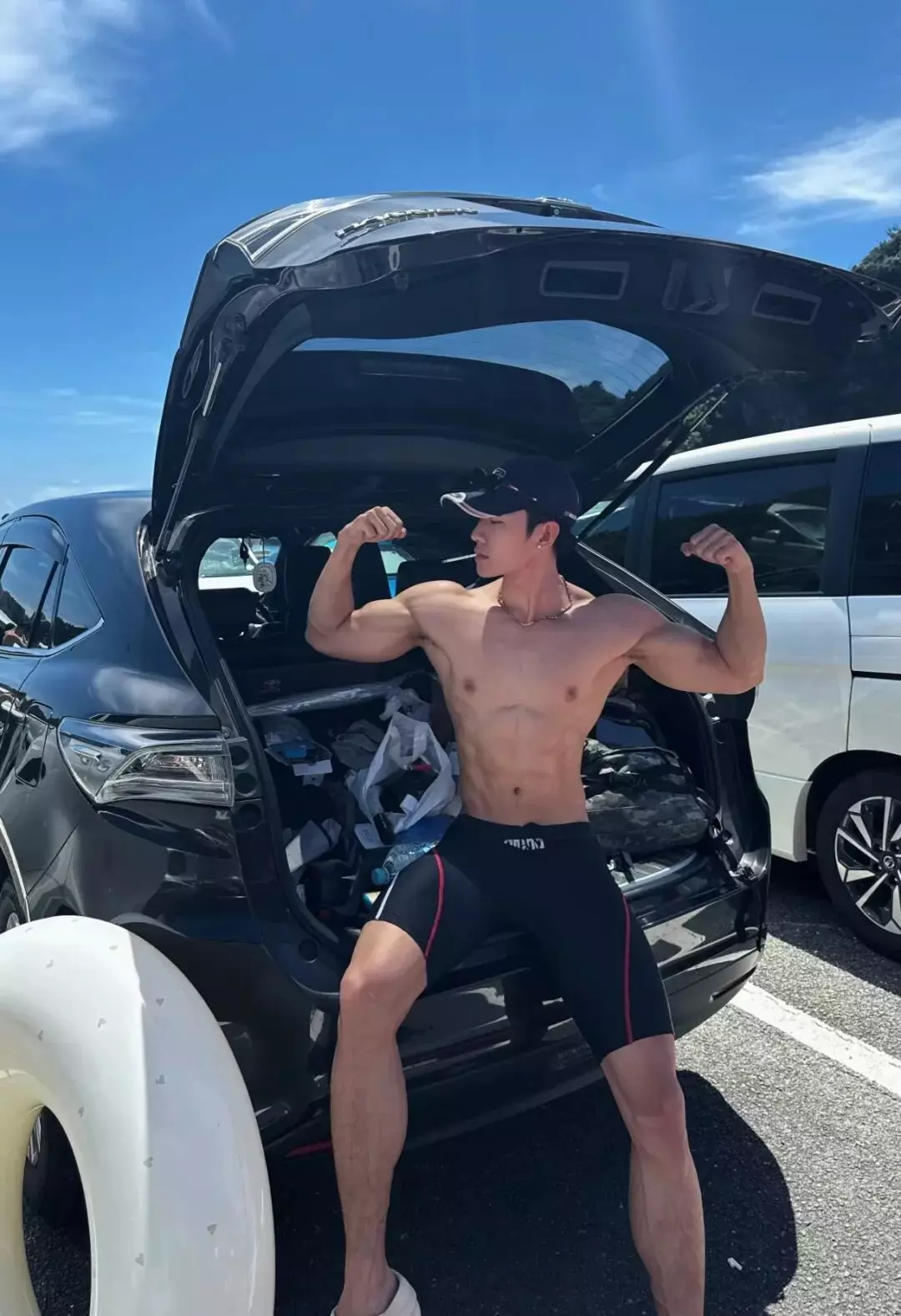 图片[6]-广州体院肌肉体育生火了？不仅下海，还同时和多名学弟暧昧不清....-小蓝短视频