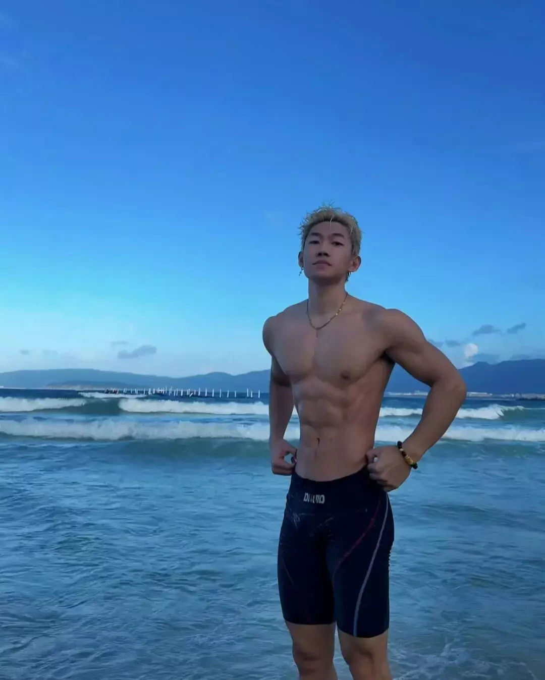 图片[12]-广州体院肌肉体育生火了？不仅下海，还同时和多名学弟暧昧不清....-小蓝短视频