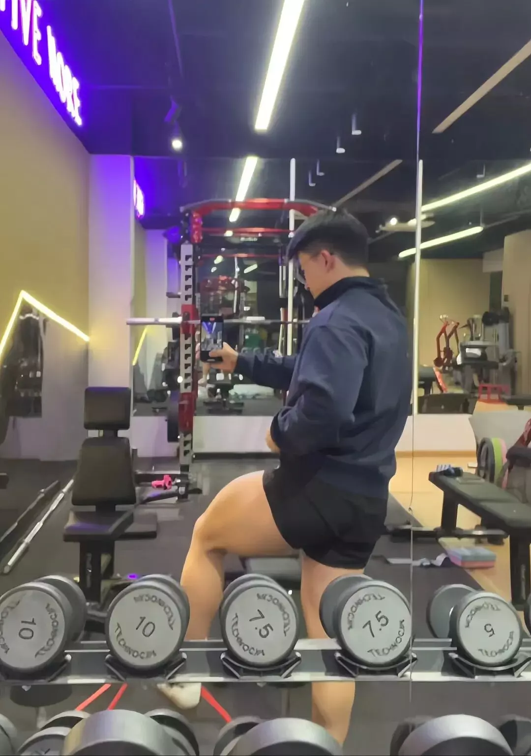 图片[10]-春暖花开，动起来浪起来，把体育生大肌肉练起来-潮男潮北-潮男潮北