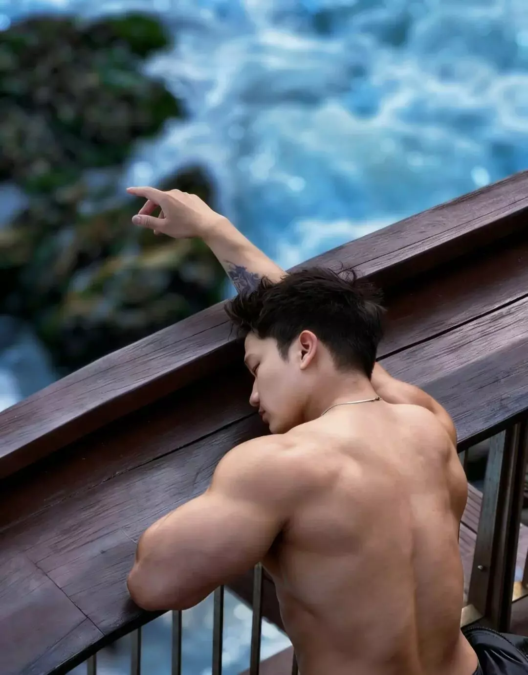 图片[13]-春暖花开，动起来浪起来，把体育生大肌肉练起来-潮男潮北-潮男潮北