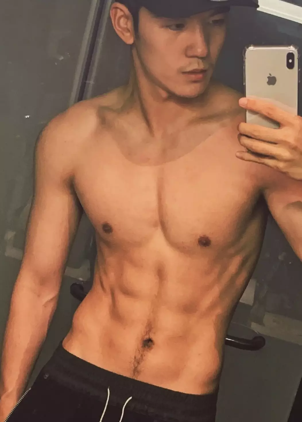 图片[4]-四年前已“塌房”男艺人：如今转型当网红，变化大到不敢认！-小蓝短视频