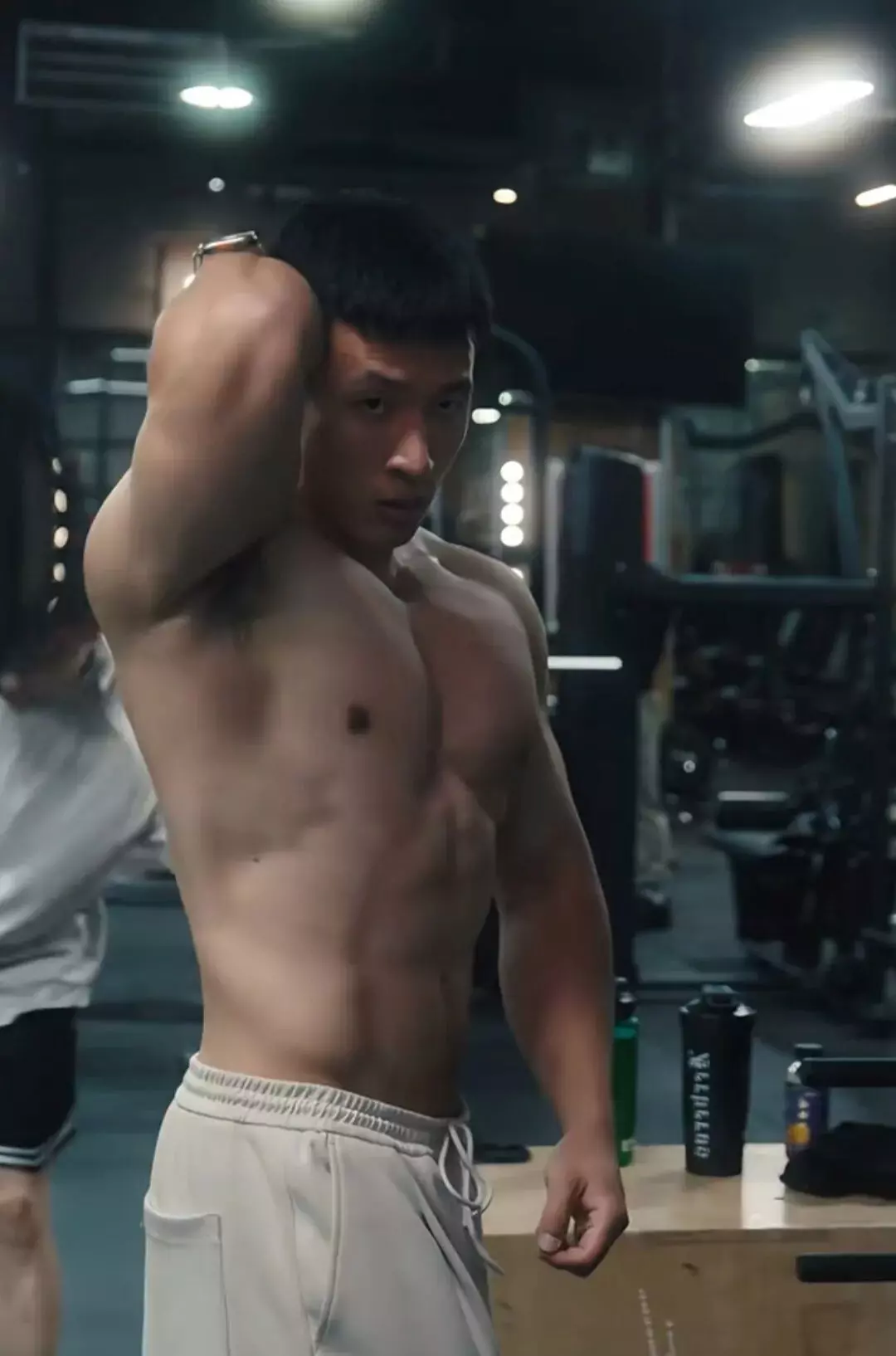 图片[4]-体育柔道摔跤体育生大男人，器大体壮百般动作柔韧有余-小蓝短视频