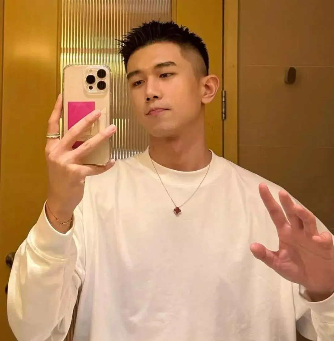 男生“不烫不染”的发型，这3款阳光又帅气，剪完提升颜值！-潮男潮北