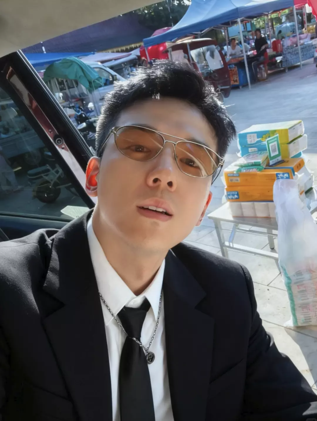 图片[12]-四年前“塌房”男艺人仝卓：转型当网红直播被质疑擦边？-小蓝短视频