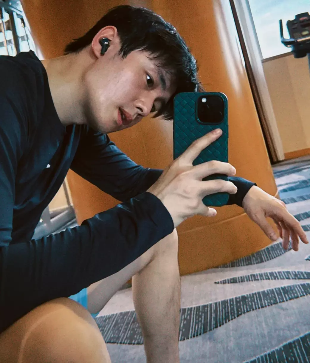 图片[7]-内娱新晋“男菩萨”：明明身材管理在线，却惨遭网友吐槽？-小蓝短视频