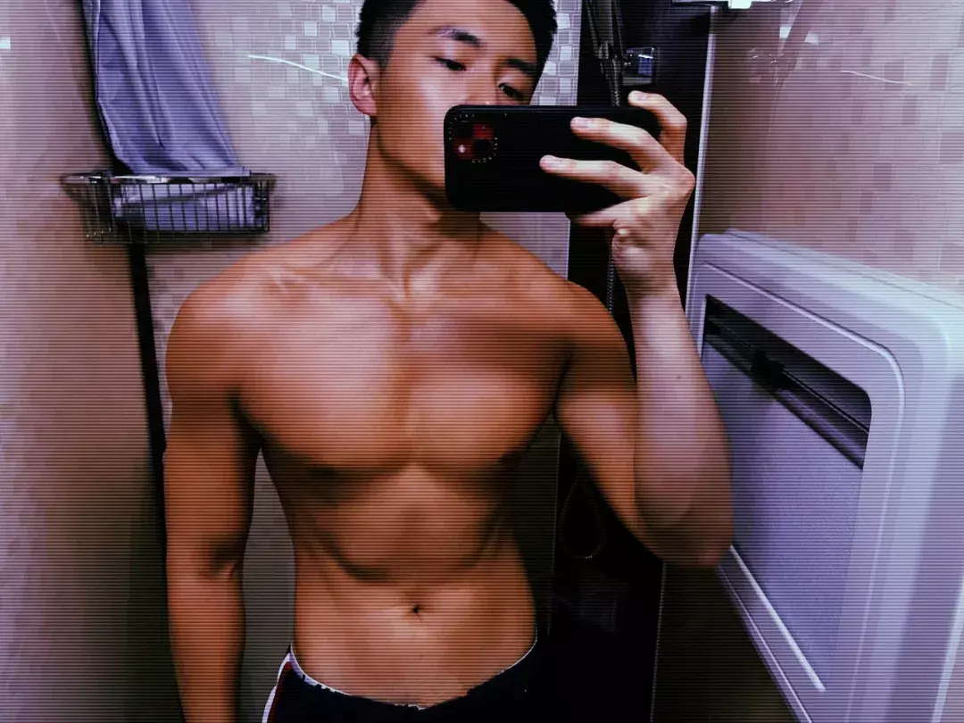 图片[8]-内娱新晋“男菩萨”：明明身材管理在线，却惨遭网友吐槽？-小蓝短视频