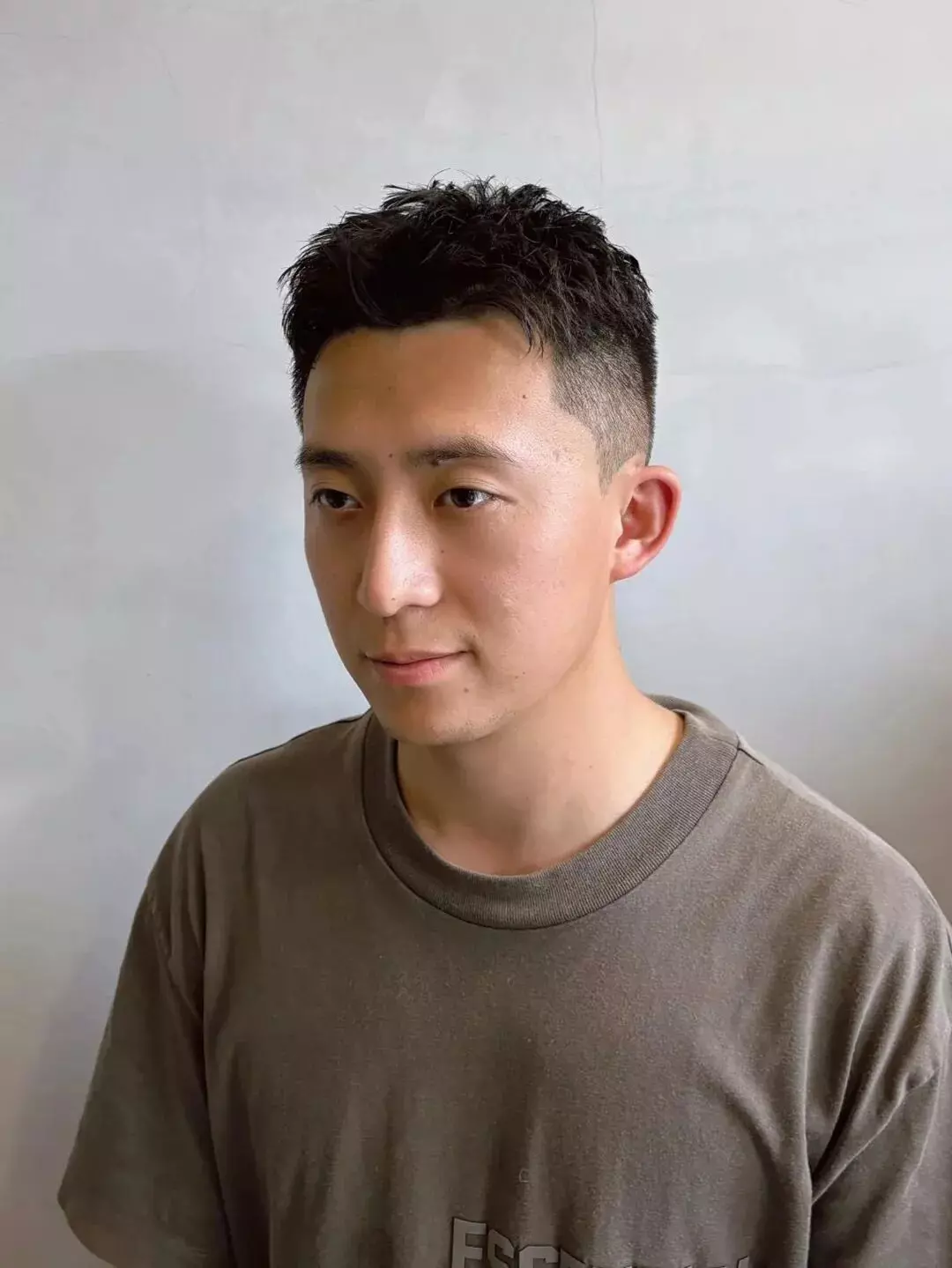 图片[3]-男生“两边推短”发型干净帅气，下次去理发，照着剪就可以了！-潮男潮北-潮男潮北