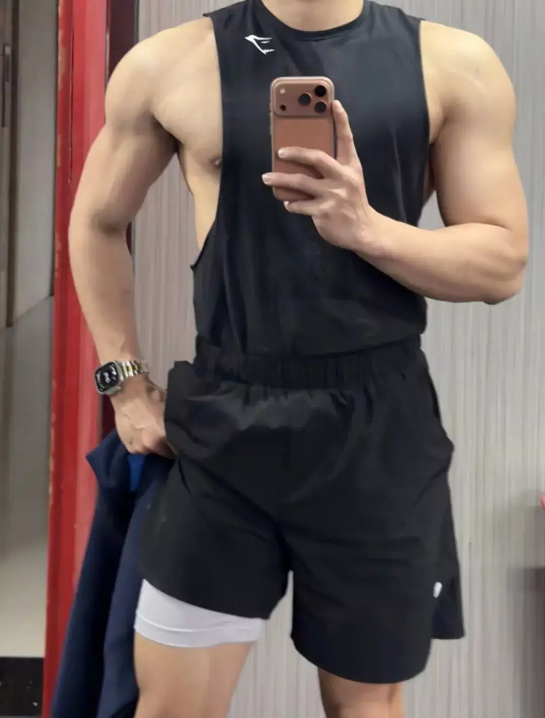 图片[7]-青岛189粗腿糙汉猛男被金主采访？这吃的也太好了....-小蓝短视频