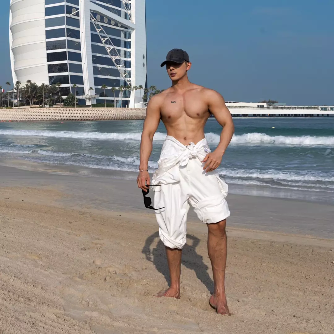 图片[2]-救命！这些肌肉帅哥，好看得要命 | 帅哥真人照片 | 男生头像-小蓝短视频