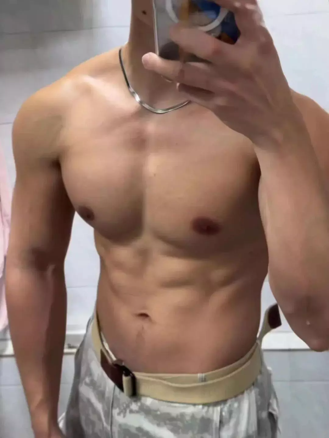 图片[18]-宽肩窄腰可狼可苏，豹纹短裤内衬高弹，谁顶得住！-潮男潮北-潮男潮北